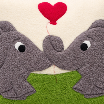 Preview: Kuschelkissen „Verliebte Elefanten“